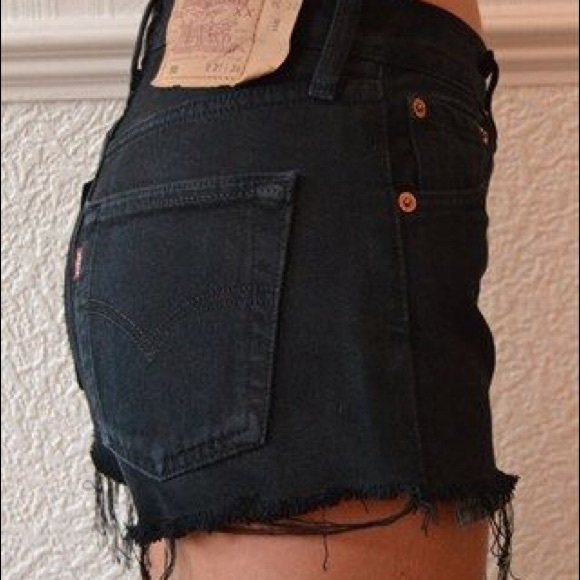 Levi's Pants - Shorts Levi’s black 550 cut off denim Jean vintage